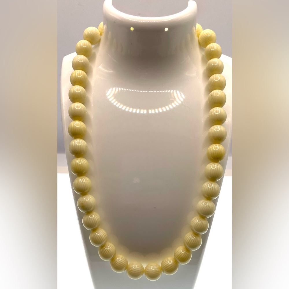 Vintage Striped Ivory Celluloid Beaded Necklace Choker Antique Estate Piece - Picture 8 of 8